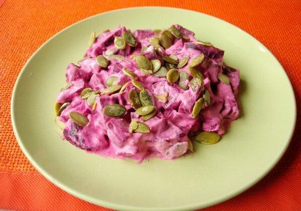 Ensalada de remolacha con semente de cabaza garda de prostatite